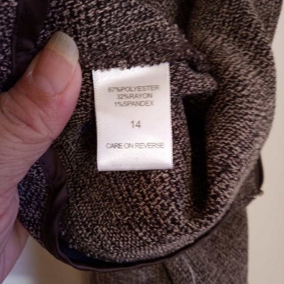 NY&CO 7th Ave Suiting Collection brown/tan lightweight tweed skirt - Picture 8 of 9